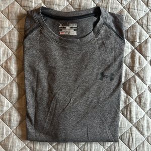 Men’s under armour long sleeve shirt